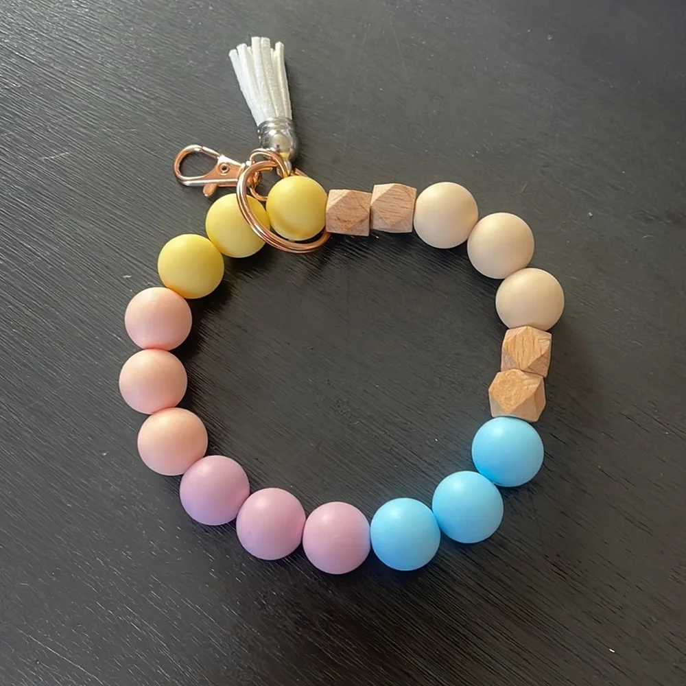 🎄silicone handmade wristlet - Picture 2 of 3